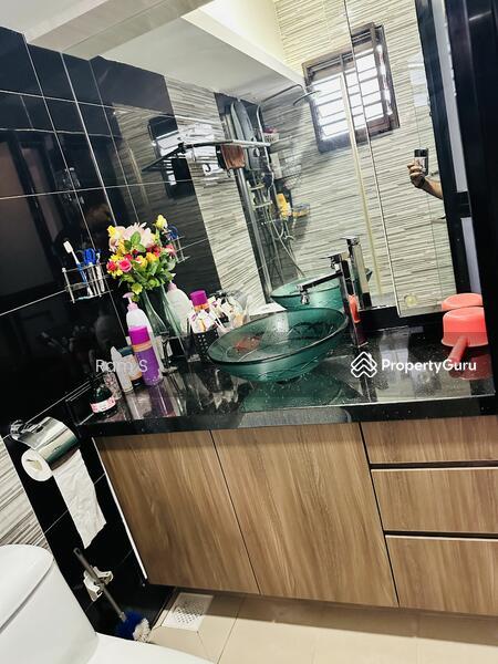HDB Flat for Sale: D27, 750311