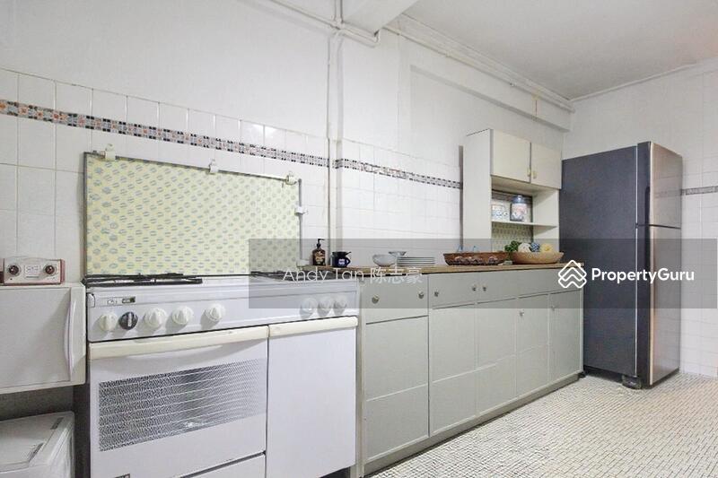 HDB Flat for Sale, 158 Lorong 1 Toa Payoh, SGD 388,000 | 99-year lease