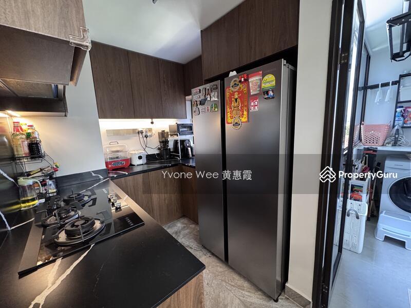 Condominium for Sale, The Commodore, SGD 2,188,000 | 99-year lease
