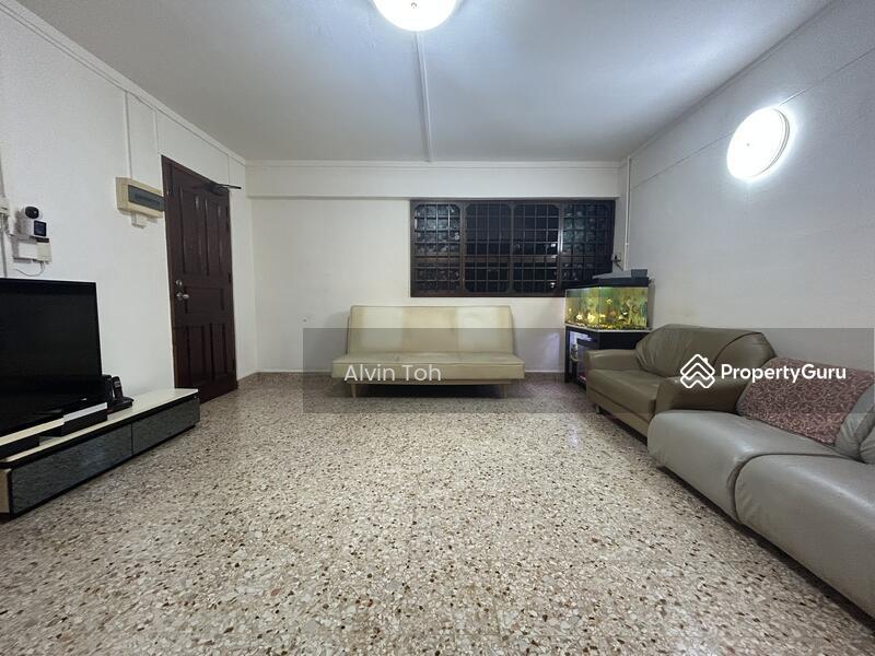Prop-GPT: HDB Flat: D20 Ang Mo Kio 638 Ang Mo Kio Avenue 6