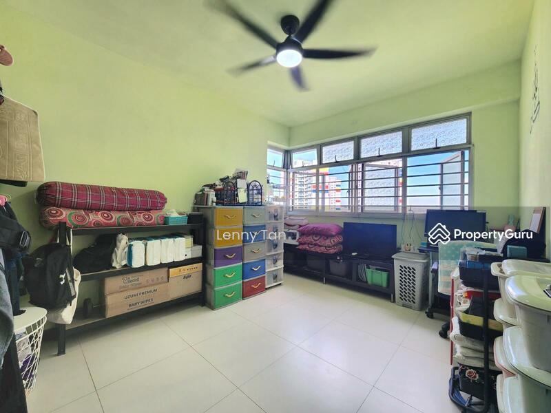 HDB Flat for Sale, 57 Teban Gardens Road, SGD 480,000 | 99-year lease