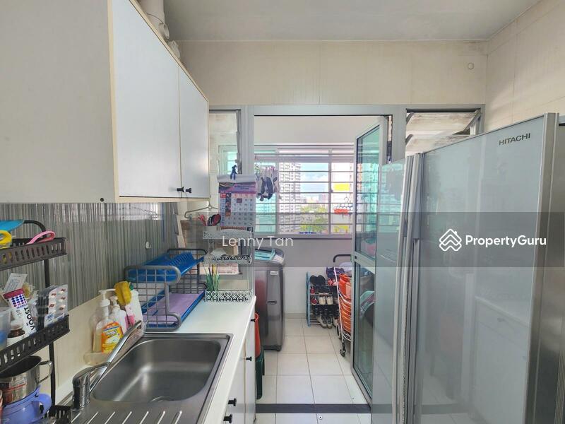 HDB Flat for Sale, 57 Teban Gardens Road, SGD 480,000 | 99-year lease