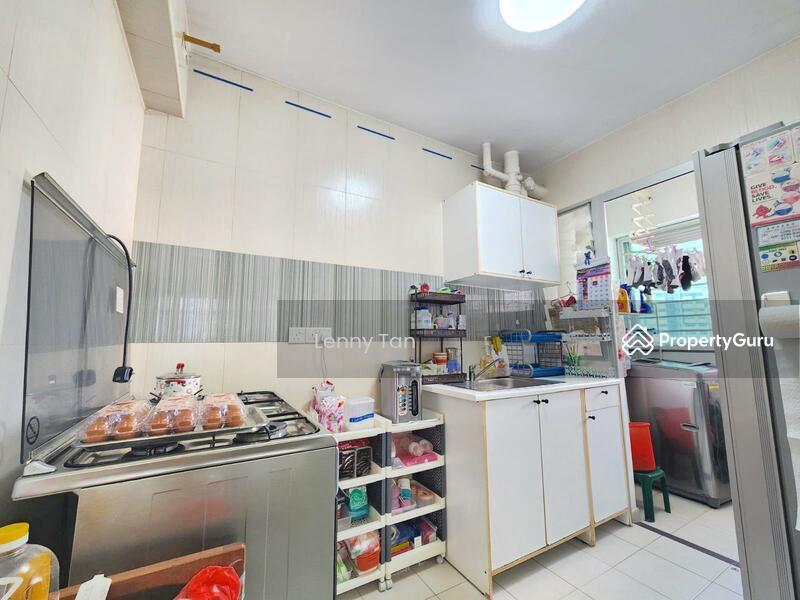 HDB Flat for Sale, 57 Teban Gardens Road, SGD 480,000 | 99-year lease