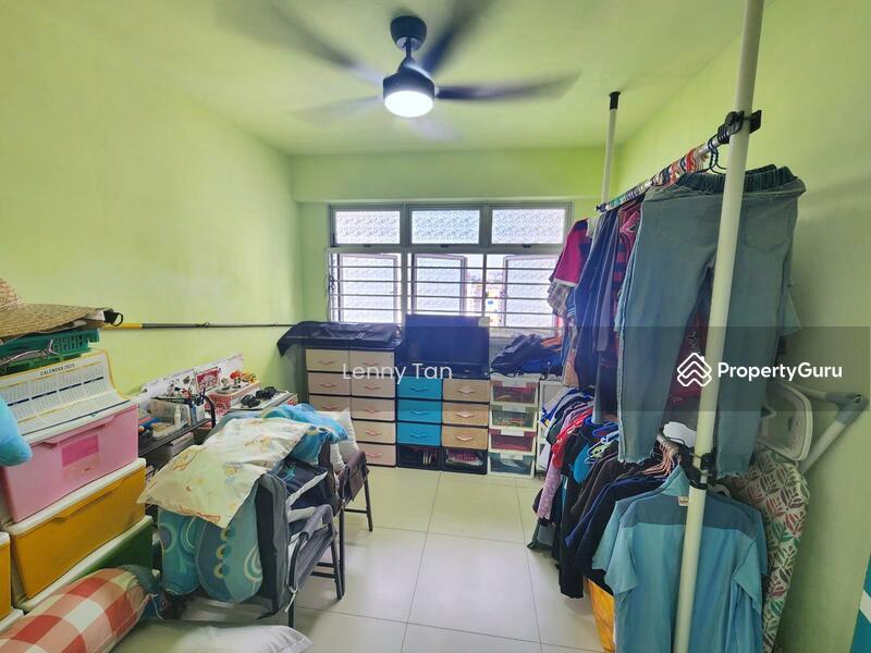 HDB Flat for Sale, 57 Teban Gardens Road, SGD 480,000 | 99-year lease