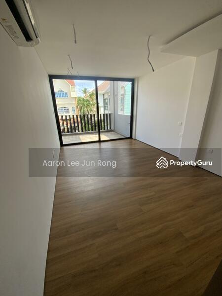 Detached for Sale: D19, 548115