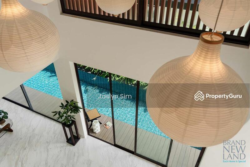 Semi-Detached for Sale: Holland, D10, 277580
