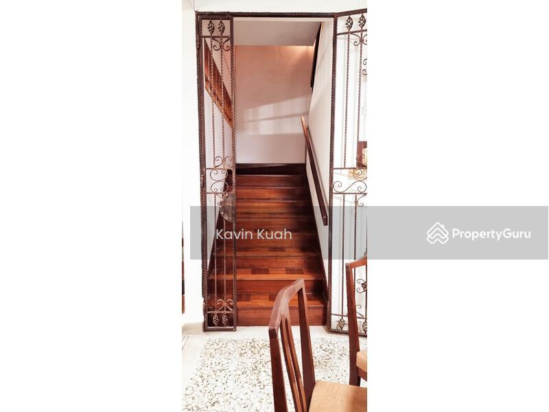 Terrace for Sale: D19, 535000