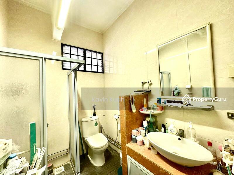 Terrace for Sale: D19, 535000