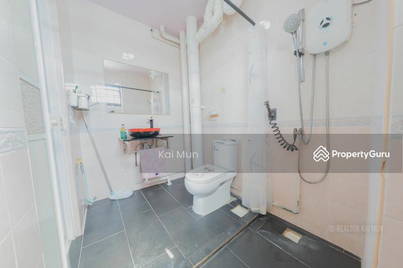 HDB Flat for Sale, 360C Admiralty Drive, SGD 650,000 | 99-year lease
