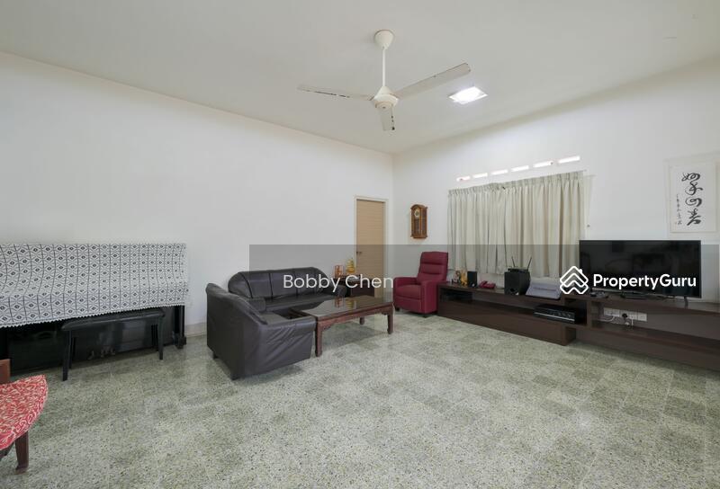 Prop-GPT: Semi-Detached: D15  Rare Freehold Semi-D In Frankel Vicinity! 1km to Taonan! Telok Kurau