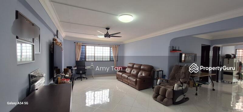 Prop-GPT: HDB Flat: D22  212 Jurong East Street 21