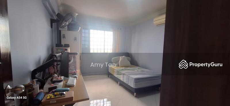 HDB Flat for Sale, 212 Jurong East Street 21, SGD 718,800 | 99-year lease