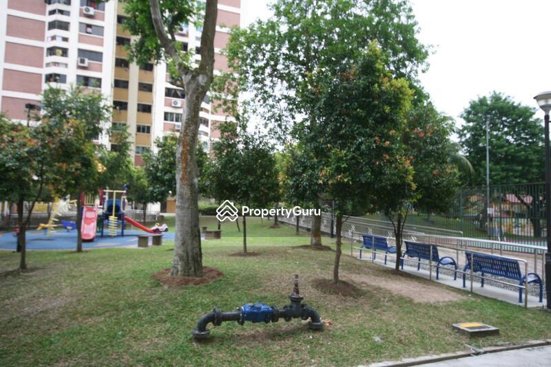 HDB Flat for Sale, 212 Jurong East Street 21, SGD 718,800 | 99-year lease