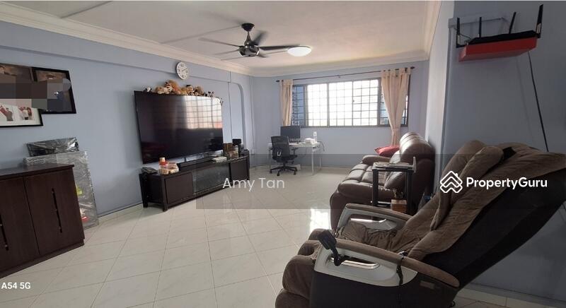 HDB Flat for Sale, 212 Jurong East Street 21, SGD 718,800 | 99-year lease
