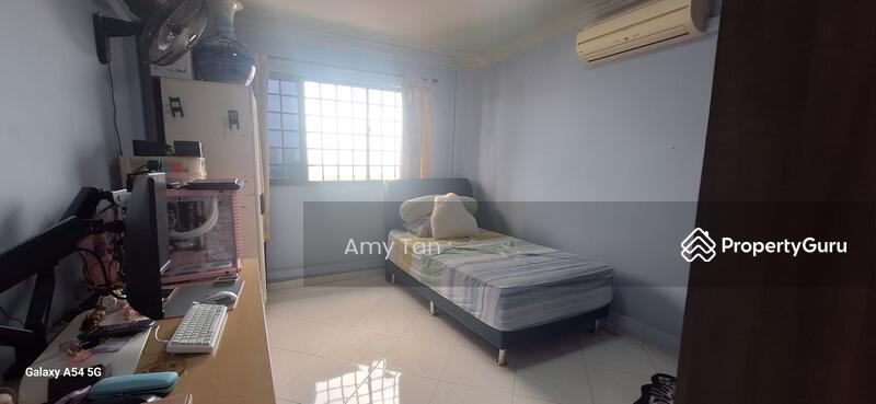 HDB Flat for Sale, 212 Jurong East Street 21, SGD 718,800 | 99-year lease