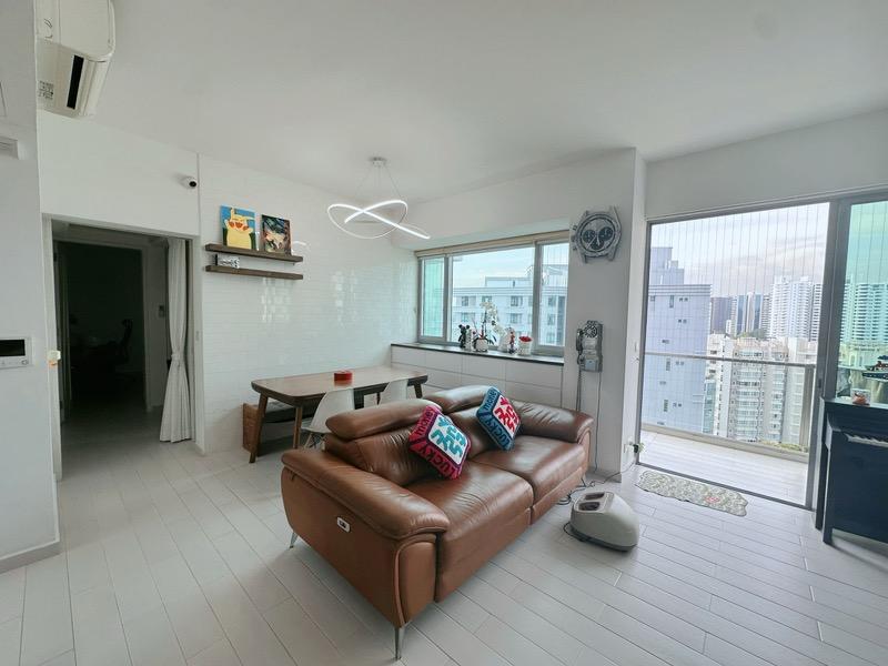 Prop-GPT: Condominium: D03 Tiong Bahru Domain 21