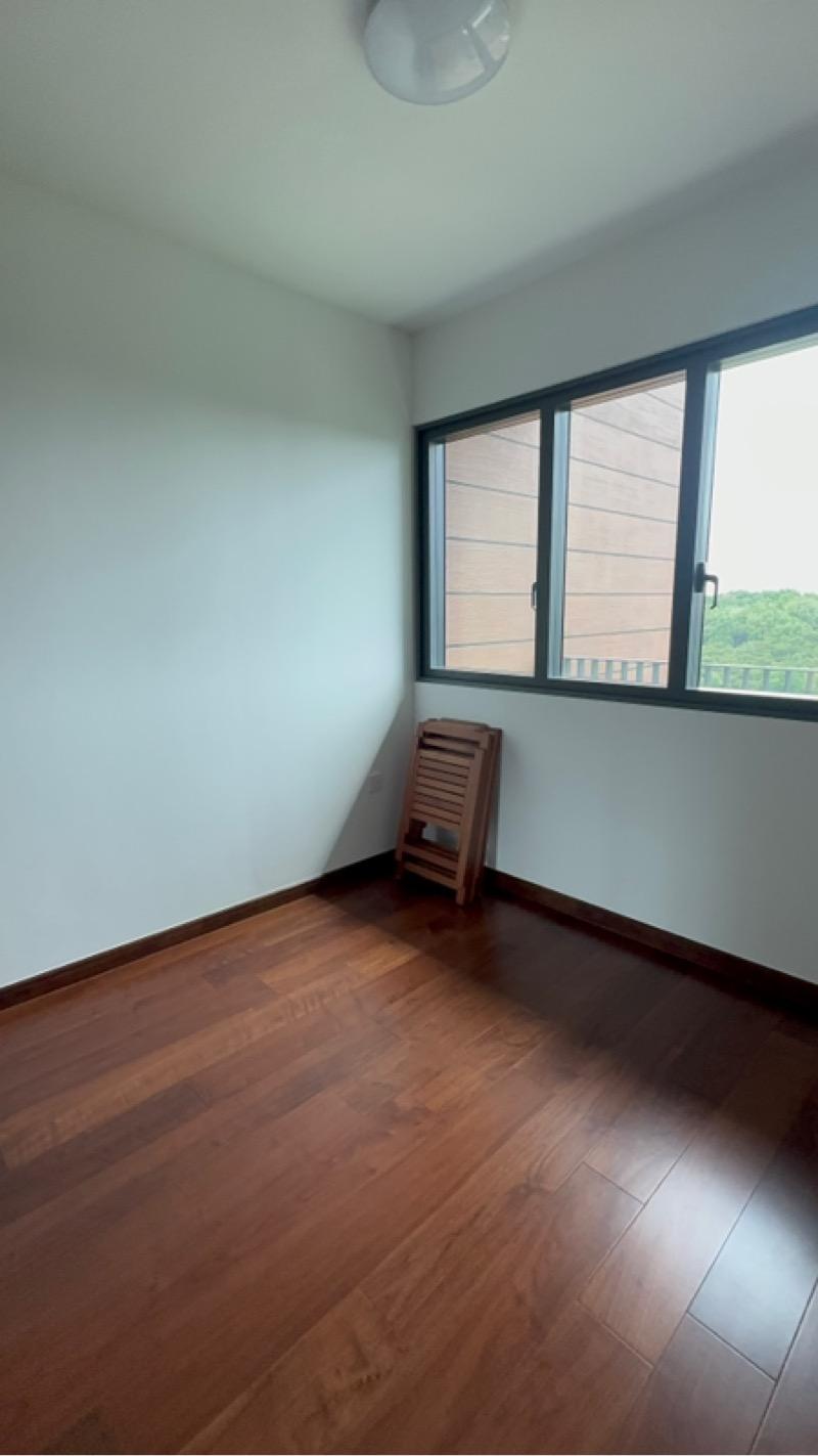 Normanton Park Condominium For Sale, $1,600,000, 2 Bed 1 Bath 667 sqft $2,399.00 psf