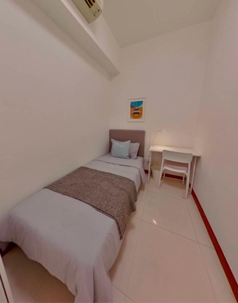 Condominium for Sale, The Sail @ Marina Bay Condominium For Sale, $1,729,999, 3 Bed 2 Bath 861 sqft $2,009.00 psf, SGD 1,729,999 | 99-year Leasehold