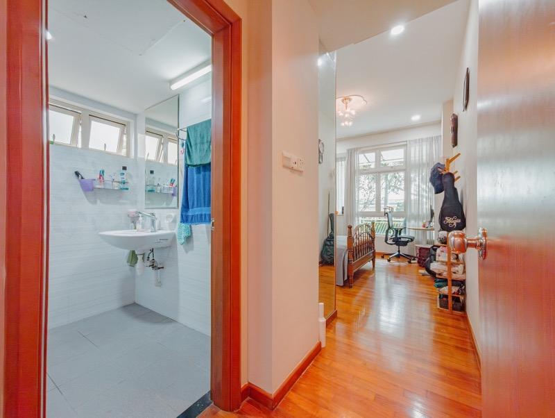 Condominium for Sale, Costa Del Sol Condominium For Sale, $2,750,000, 3 Bed 2 Bath 1,625 sqft $1,692.00 psf, SGD 2,750,000 | 99-year Leasehold