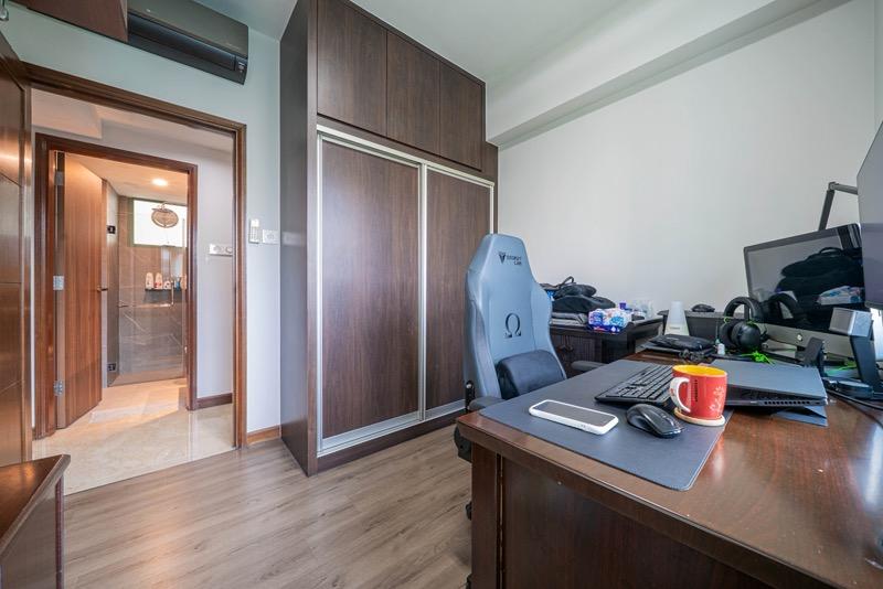 Condominium for Sale, Palm Gardens Condominium For Sale, $1,349,000, 3 Bed 3 Bath 1,206 sqft $1,119.00 psf, SGD 1,349,000 | 99-year Leasehold