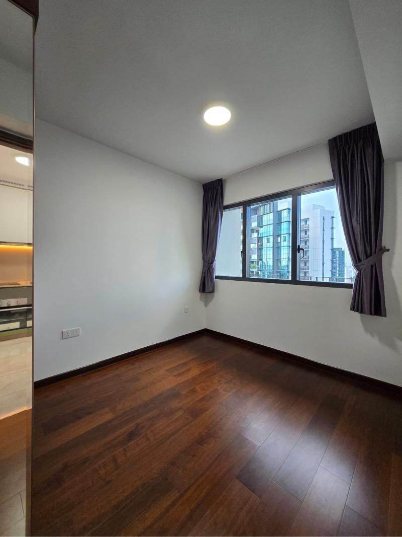 Condominium for Sale: D05, 117284