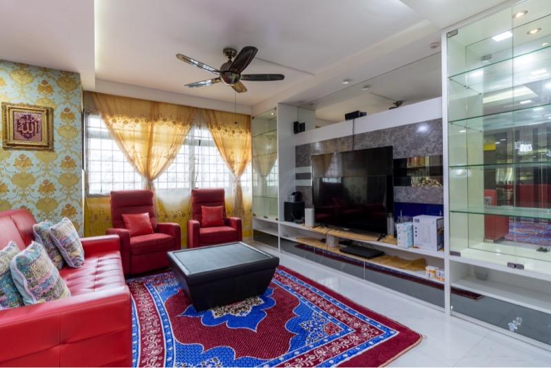 Prop-GPT: HDB Apartment: D19  129 Rivervale Street