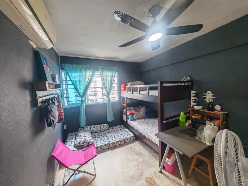 HDB Apartment for Sale, 421 Bedok North Road HDB Apartment For Sale, $620,000, 3 Bed 2 Bath 990 sqft $626.00 psf, SGD 620,000 | 99-year Leasehold