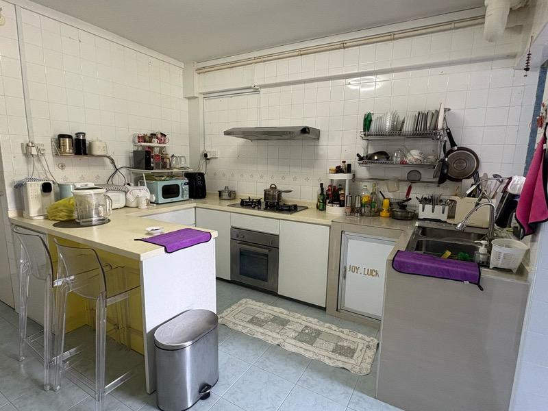 721 Pasir Ris Street 72 HDB Apartment For Sale, $698,888, 3 Bed 2 Bath 10 sqft $69,889.00 psf