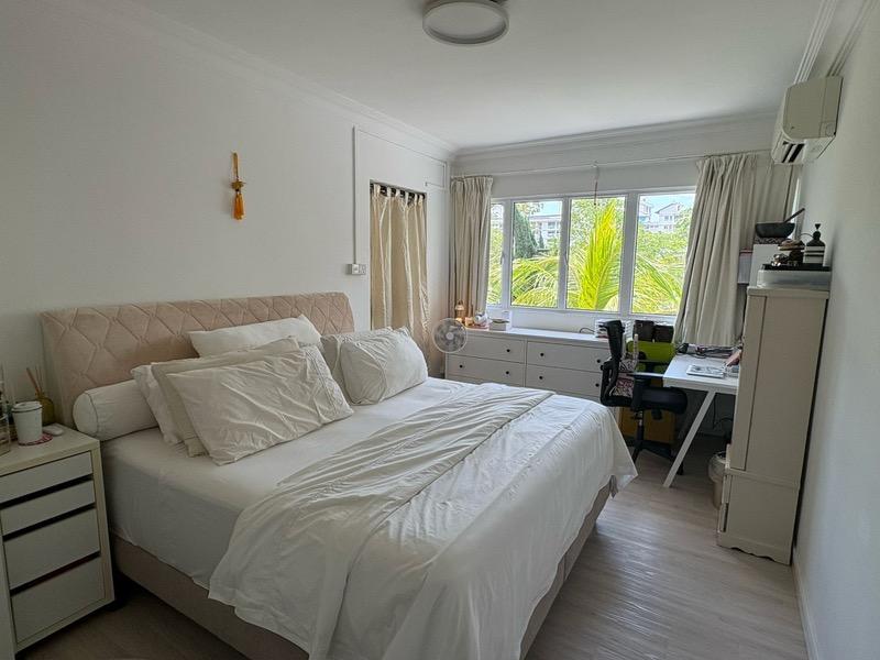 721 Pasir Ris Street 72 HDB Apartment For Sale, $698,888, 3 Bed 2 Bath 10 sqft $69,889.00 psf