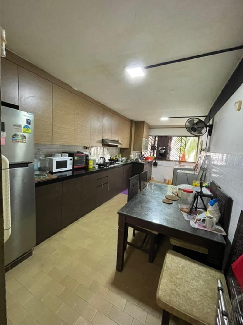 HDB Apartment for Sale, 3NG West Coast Blk 704 HDB Apartment For Sale, $375,000, 2 Bed 2 Bath 721 sqft $520.00 psf, SGD 375,000 | 99-year Leasehold