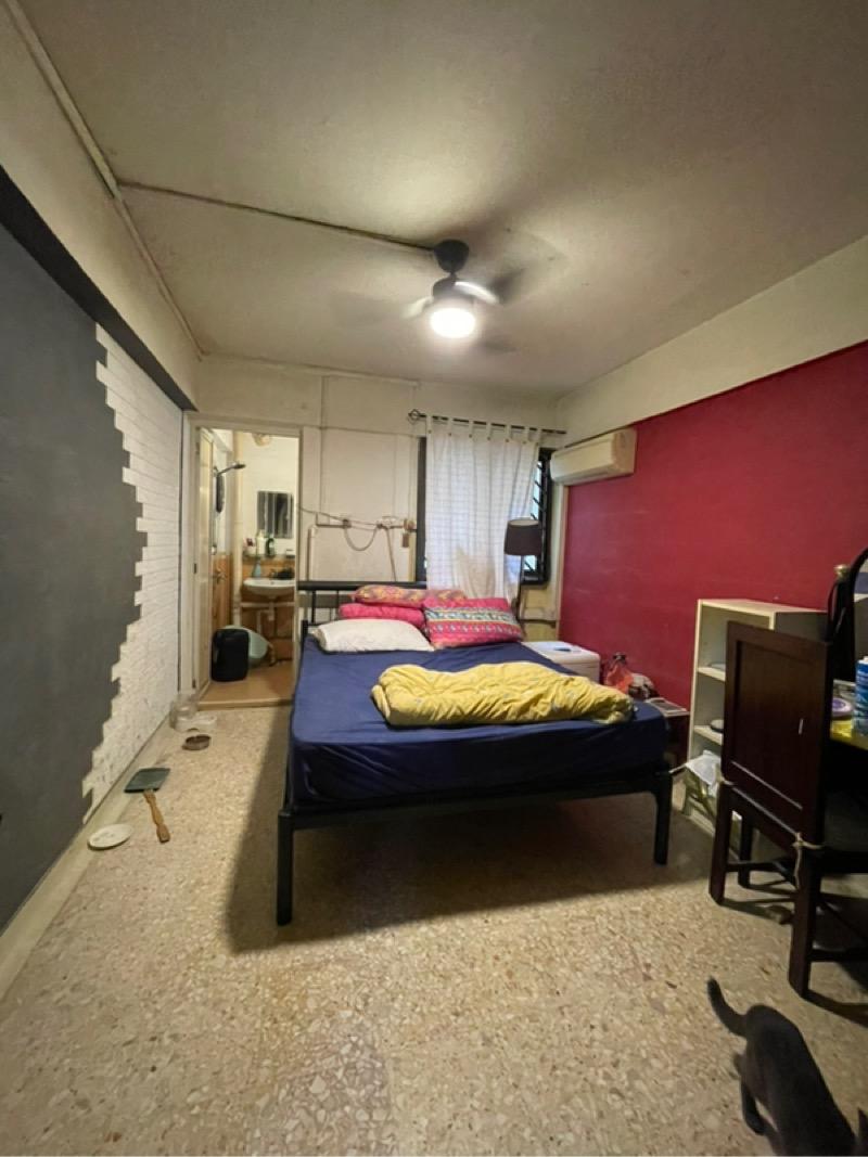 HDB Apartment for Sale, 3NG West Coast Blk 704 HDB Apartment For Sale, $375,000, 2 Bed 2 Bath 721 sqft $520.00 psf, SGD 375,000 | 99-year Leasehold