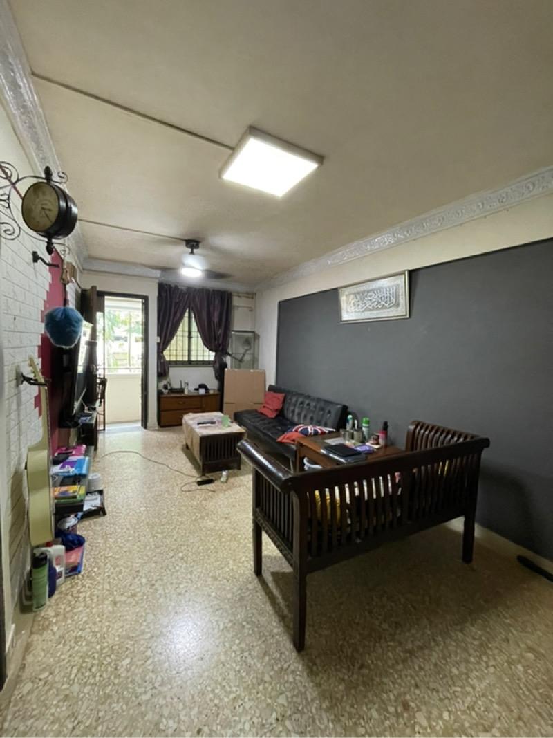 HDB Apartment for Sale, 3NG West Coast Blk 704 HDB Apartment For Sale, $375,000, 2 Bed 2 Bath 721 sqft $520.00 psf, SGD 375,000 | 99-year Leasehold