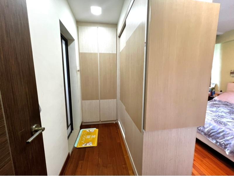 Condominium for Sale, Orchid Park Condominium Condominium For Sale, $1,999,999, 4 Bed 4 Bath 1,830 sqft $1,093.00 psf, SGD 1,999,999 | 99-year Leasehold