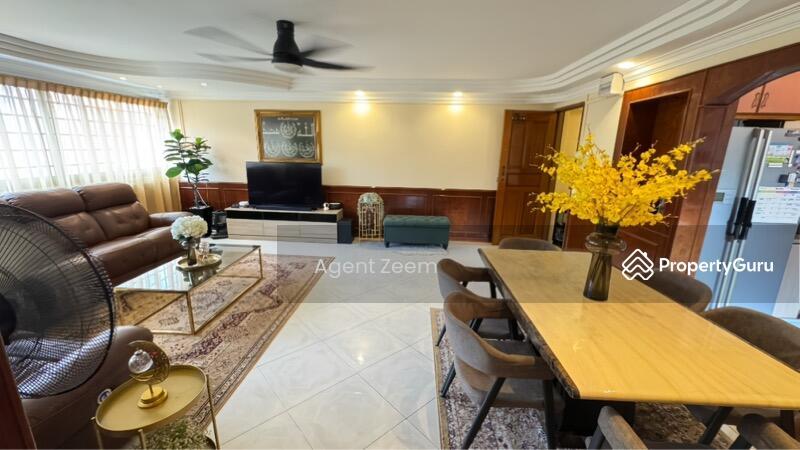 HDB Flat for Sale, 411 Eunos Road 5, SGD 820,000 | 99-year lease