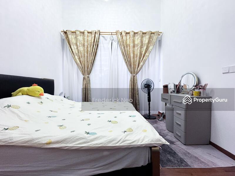 Prop-GPT: Condominium - Cluster House: D19  Affinity At Serangoon