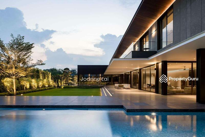 Prop-GPT: Bungalow - Good Class: D11  Beautiful Modern Almost Brand New !!? D11 Good Class Bungalow ?Price To Sell !!!