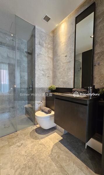 Condominium for Sale, OUE Twin Peaks, SGD 1,230,000 | 99-year lease