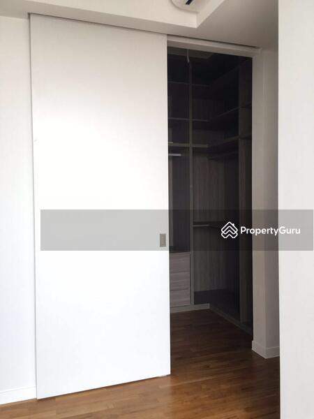 Condominium for Sale: D20, 573000