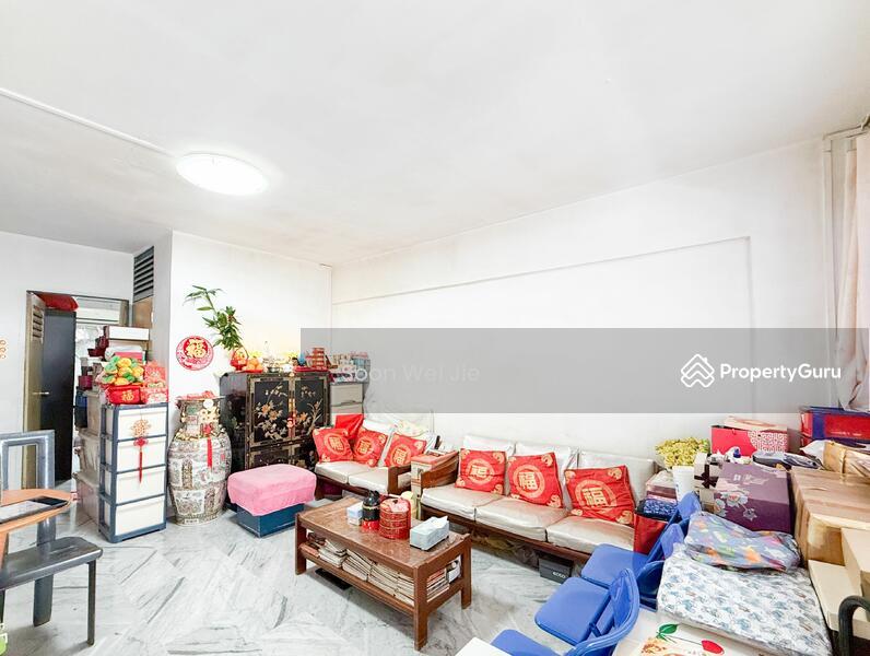 Prop-GPT: HDB Flat: D08  637 Veerasamy Road
