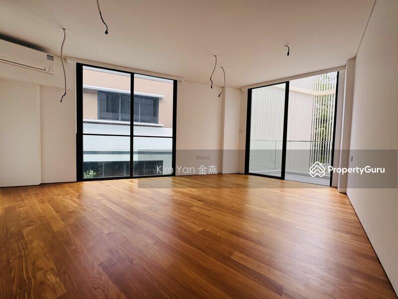 Corner Terrace for Sale, Within 1km: Nanyang Primary school, Parks 4-5 Cars inside, quiet place, SGD 11,000,000 | Freehold