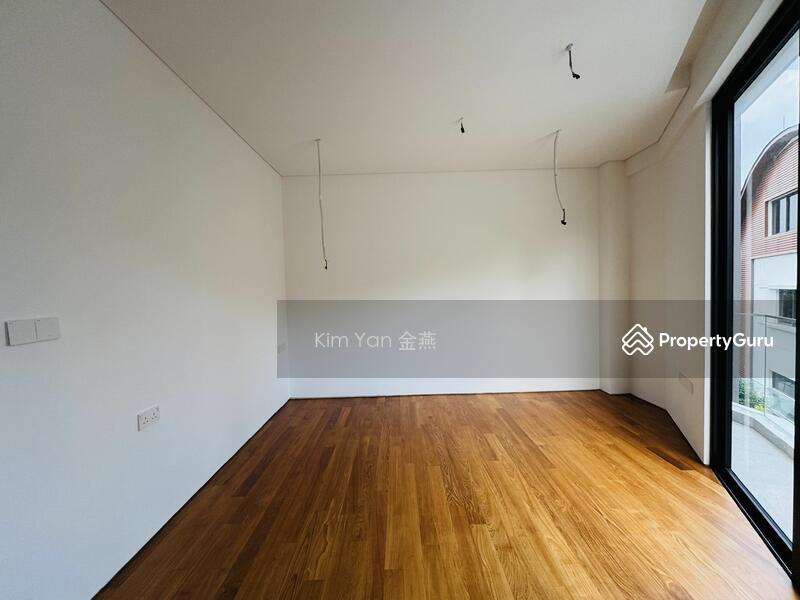 Corner Terrace for Sale, Within 1km: Nanyang Primary school, Parks 4-5 Cars inside, quiet place, SGD 11,000,000 | Freehold