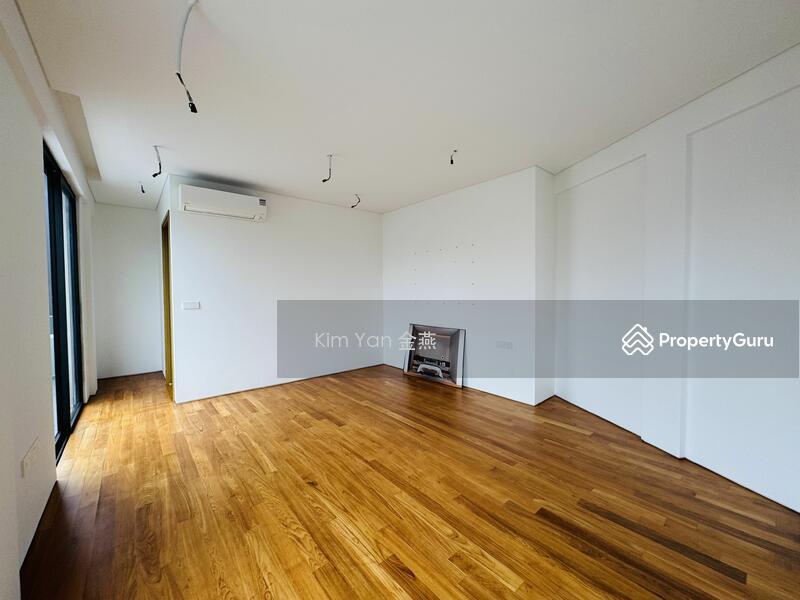 Corner Terrace for Sale, Within 1km: Nanyang Primary school, Parks 4-5 Cars inside, quiet place, SGD 11,000,000 | Freehold