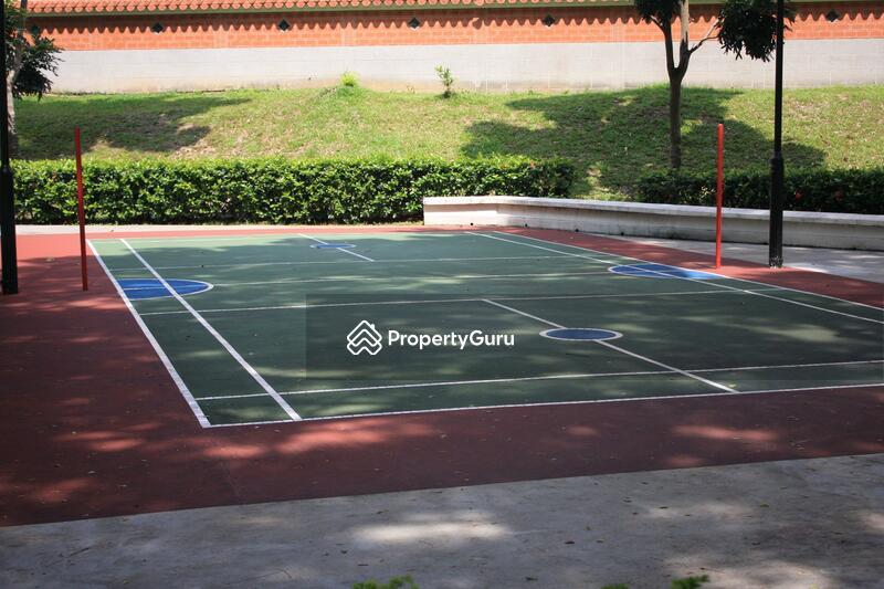 HDB Flat for Sale, 195 Golden Clover, SGD 400,000 | 99-year lease