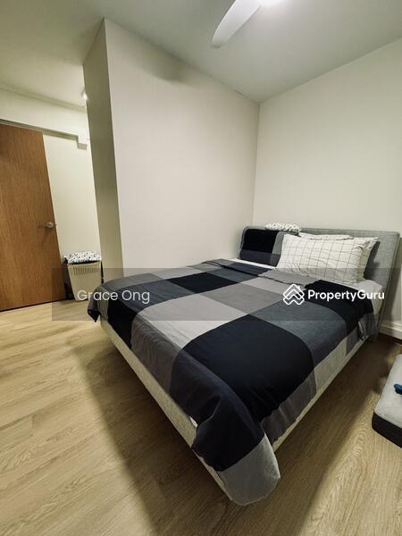 HDB Flat for Sale, 195 Golden Clover, SGD 400,000 | 99-year lease