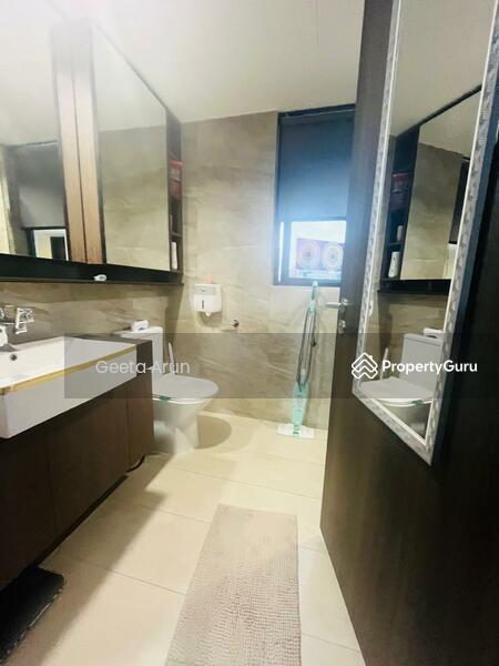 Condominium for Sale, Riverfront Residences, SGD 1,990,000 | 99-year lease
