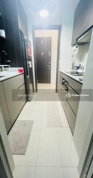 Condominium for Sale, Riverfront Residences, SGD 1,990,000 | 99-year lease