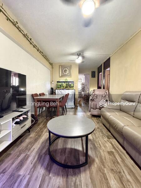 Prop-GPT: HDB Flat: D27 Yishun 303 Yishun Central