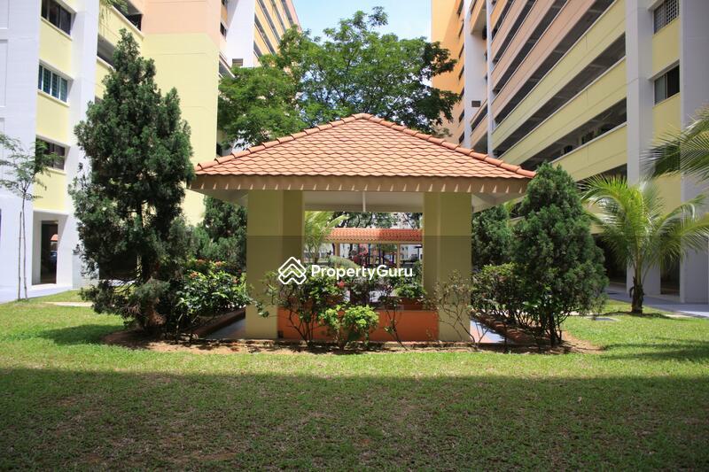 HDB Flat for Sale, 303 Yishun Central, SGD 450,000 | 99-year lease