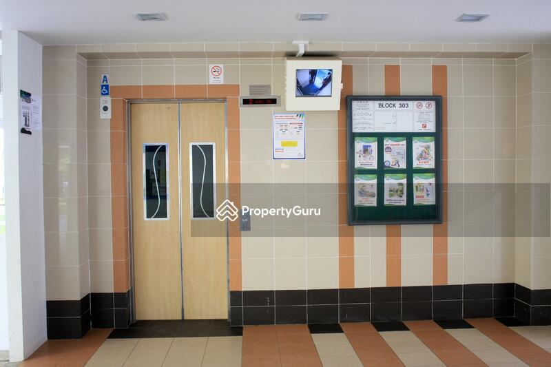 HDB Flat for Sale, 303 Yishun Central, SGD 450,000 | 99-year lease