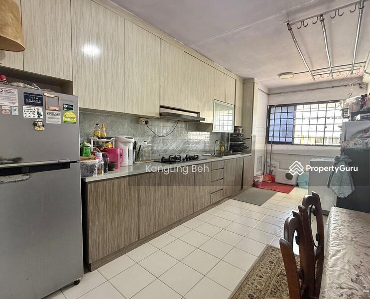 HDB Flat for Sale, 303 Yishun Central, SGD 450,000 | 99-year lease